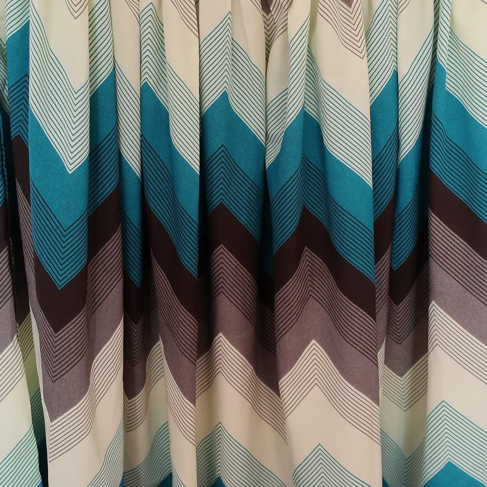 Queen of Heartz 1960’s Dress Size Medium - Picture 3 of 3